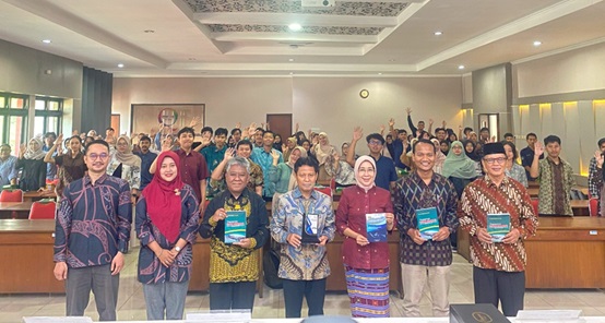 Kolaborasi DPD RI dengan PSPP LPPM UNS Ajak Mahasiswa UNS Kenali Fungsi dan Peran DPD dalam Mewujudkan Kesejahteraan Daerah